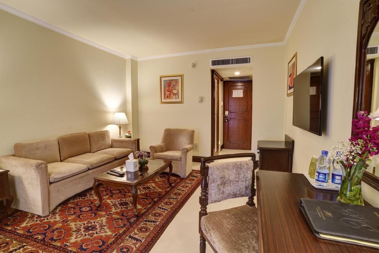 Pearl Continental Hotel, Peshawar Exterior foto