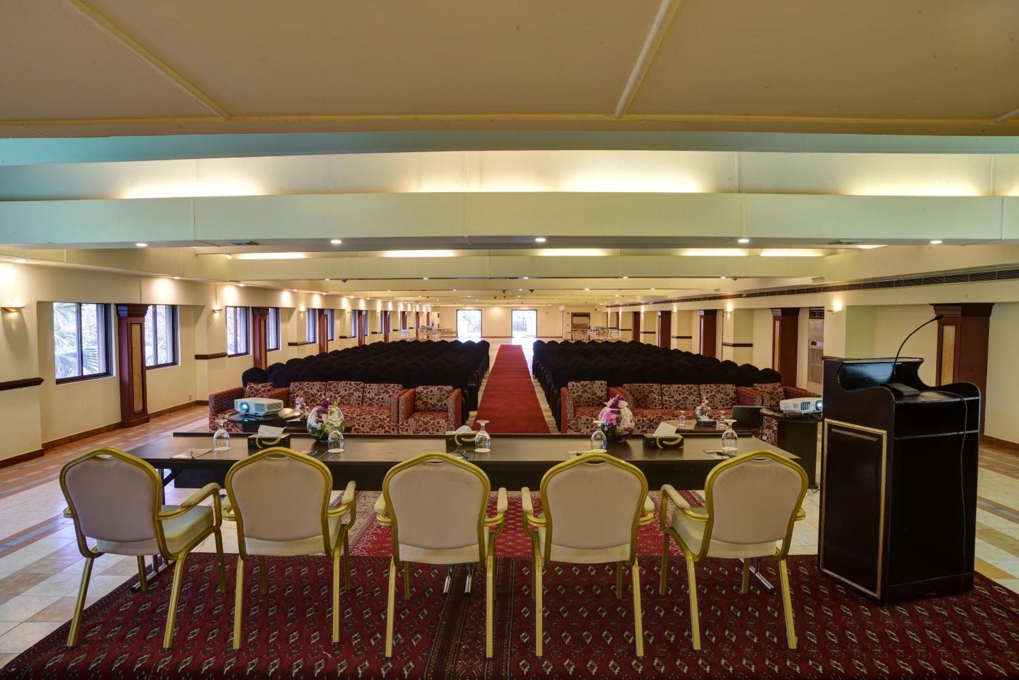 Pearl Continental Hotel, Peshawar Exterior foto